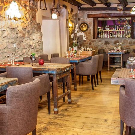 Hotel Au Cerf Riquewihr Eksteriør billede