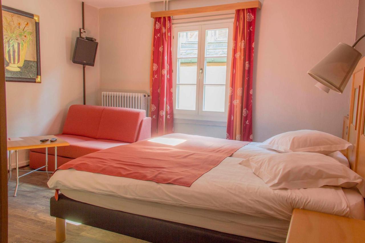 Hotel Au Cerf Riquewihr Eksteriør billede